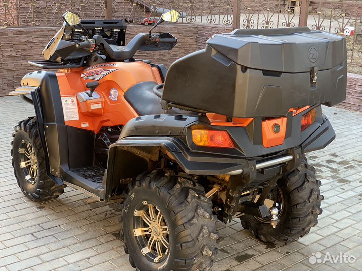 Квадроцикл CF Moto X8