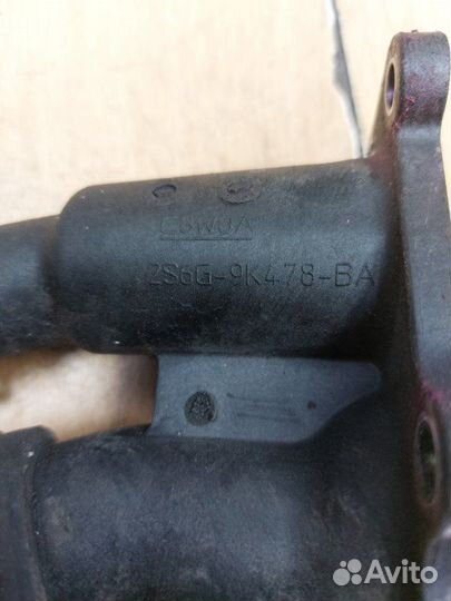 Термостат Ford Fiesta fuja 2006