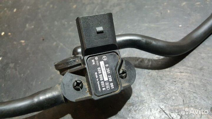 Трубка вакуумная Porsche Cayenne 958 3.0 hybrid AT