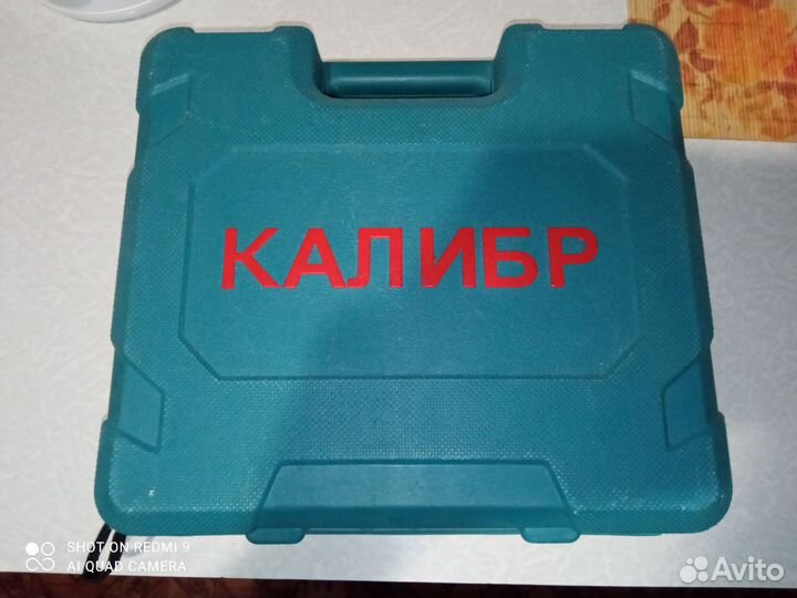 Шуруповерт caliber