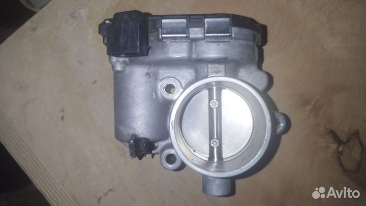 Дроссельная заслонка