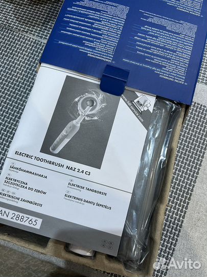 Электрическая зубная щетка novadent