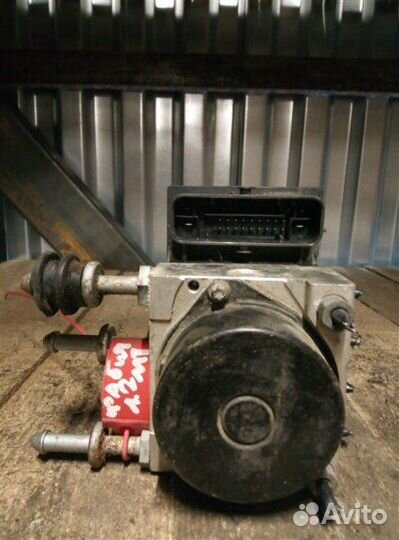 Блок abs Skoda Fabia 1.2 2008