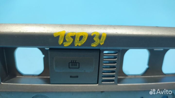 Кнопка обогрева заднего стекла для Ford Focus 2