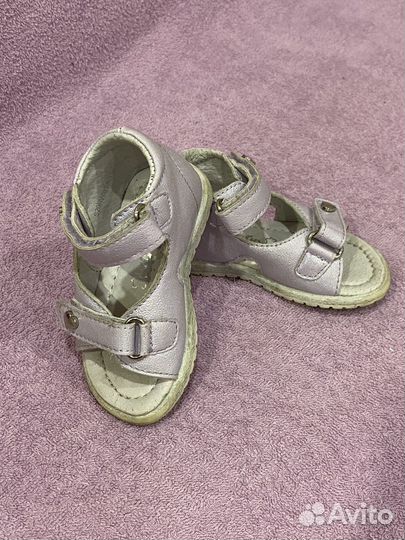 Сандали детские 20 размер