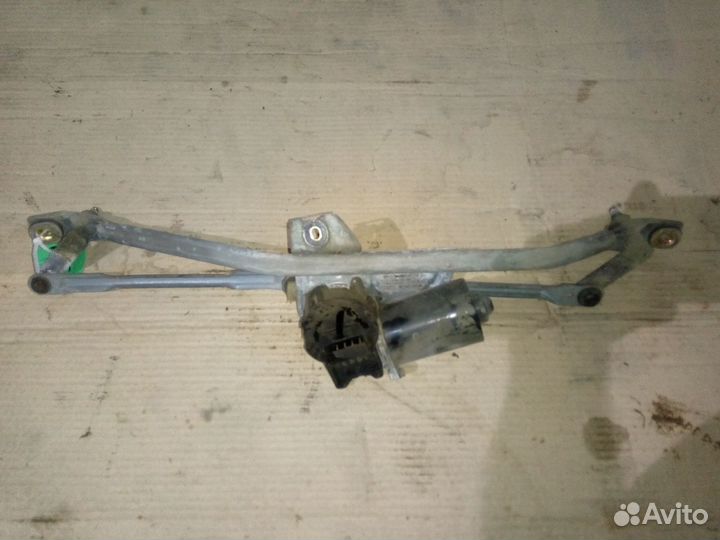 Трапеция стеклоочистителей audi A6 (C5)