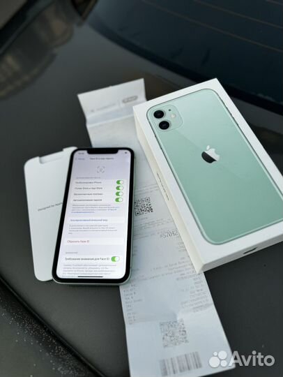 iPhone 11, 64 ГБ
