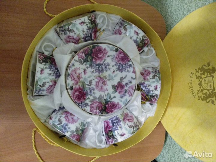 Китайский фарфоровый чайный сервиз 6 персон. Новый