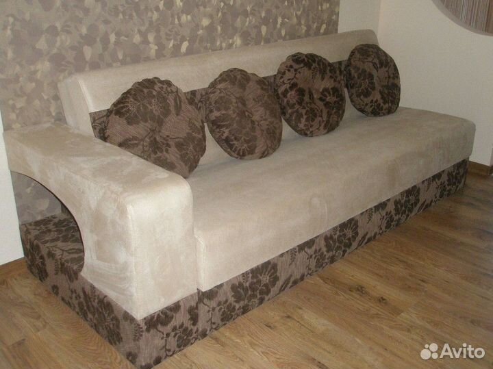 Ремонт мягких диванов книжек