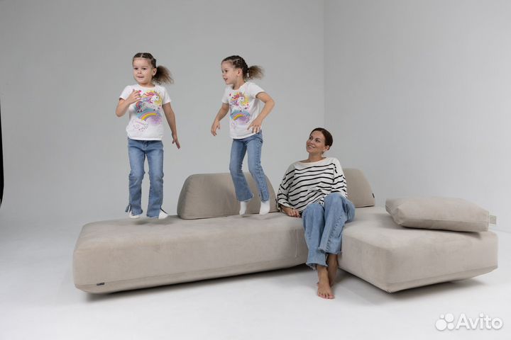 Диван прямои 4400х1700 мм