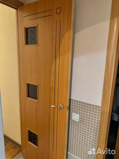 Двери межкомнатные с коробкой деревянные