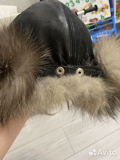 Женская шапка