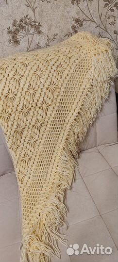 Шерстяной платок шаль