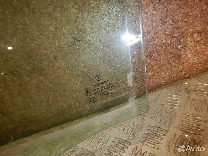 Стекло двери передней левой, Merсedes-Benz (Мерсед