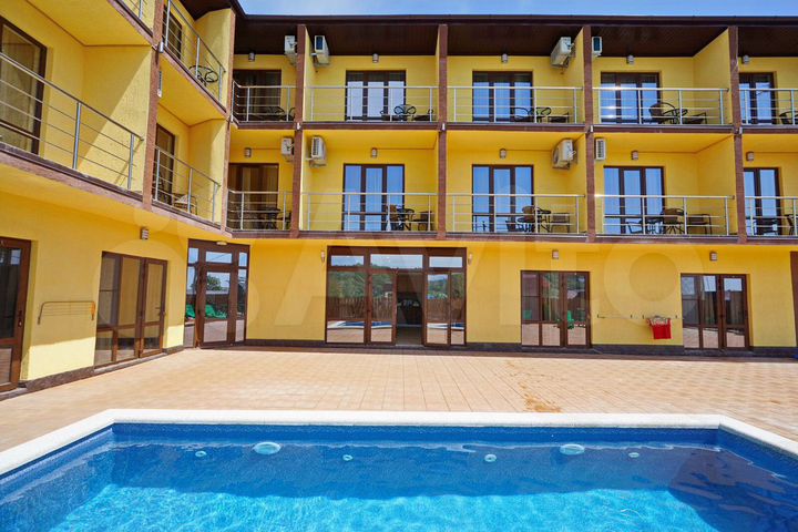 Комната 25 м², 1/3 эт.