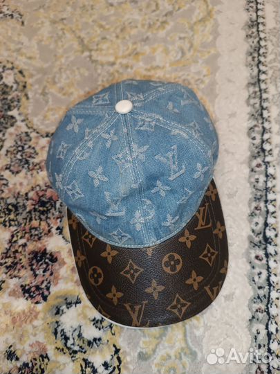 Продаю кепку Louis Vuitton