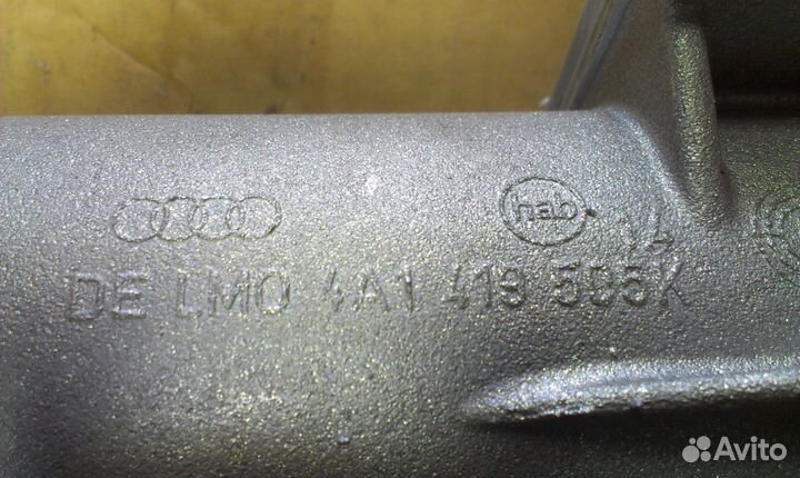 Колонка рулевая audia6 C4 новая