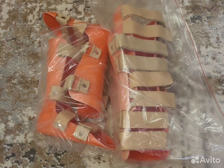 Тутора 36 р. + выпрямитель коленей