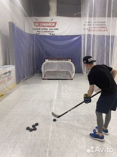 Тренер по хоккею