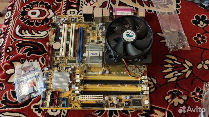 Материнская плата с процессором