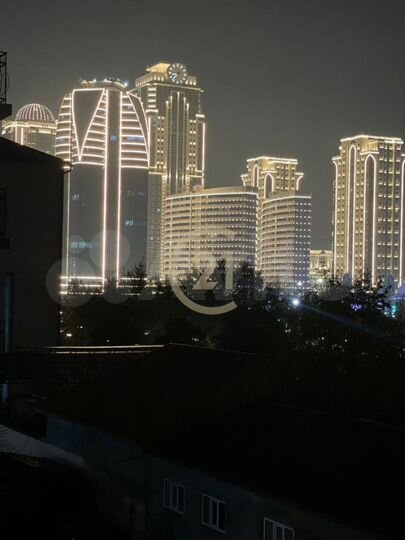 3-к. квартира, 103 м², 3/15 эт.