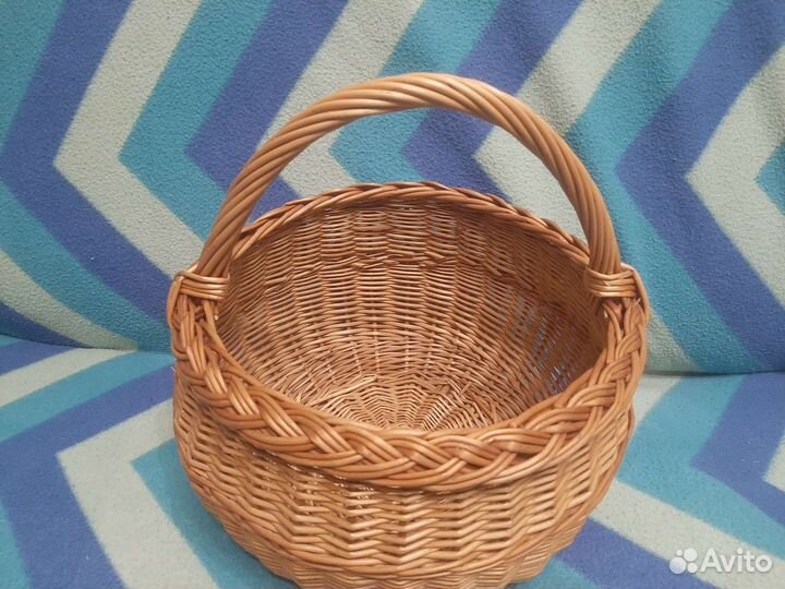 Корзина плетеная для грибов и ягод