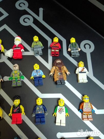 Lego фигурки