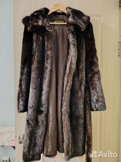 Шуба норковая 46 с капюшоном