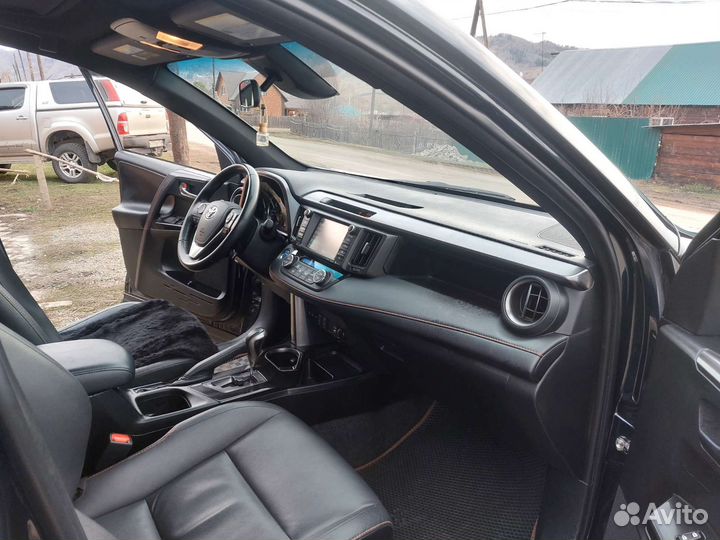 Toyota RAV4 2.5 AT, 2018, 55 600 км