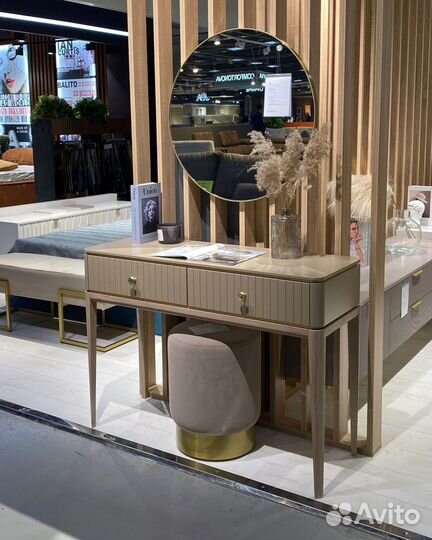 Тумба в спальню