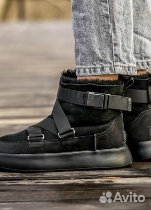 Угги UGG Boom Buckle Boot Black