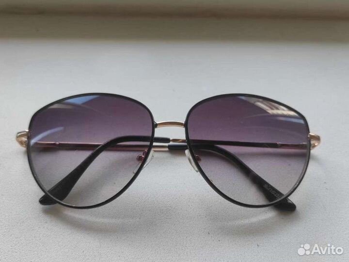 Солнцезащитные очки женские