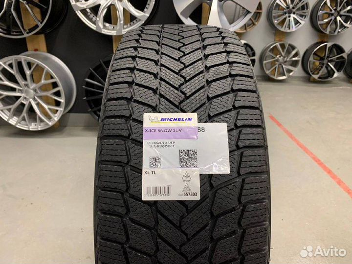 Michelin X-Ice Snow SUV 205/60 R17 93H