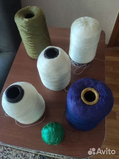 Нитки х/б в бобине и капроновые в бобине