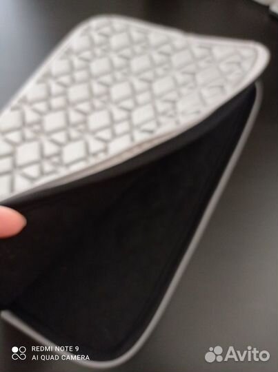 Чехол для ноутбука/планшета 13.3 дюймов (21х31 см)