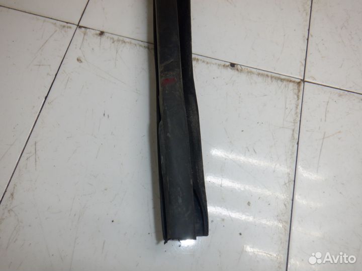 Форточка двери задней Cadillac SRX