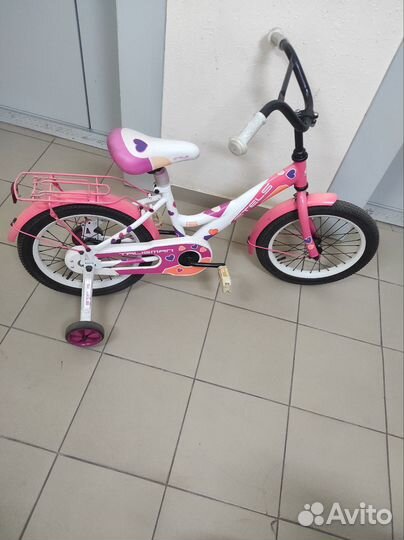 Четырёх колёсный велосипед