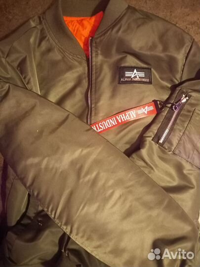 Бомбер alpha industries