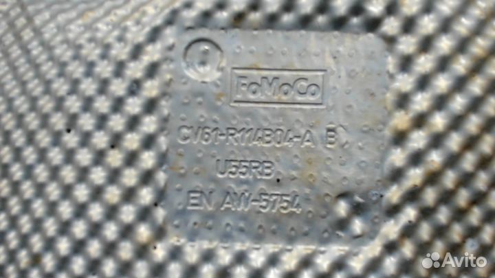 Тепловой экран Ford Escape, 2015