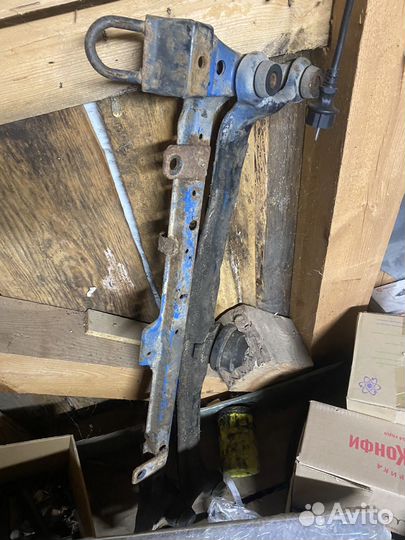 Подрамник под радиатор passat b3