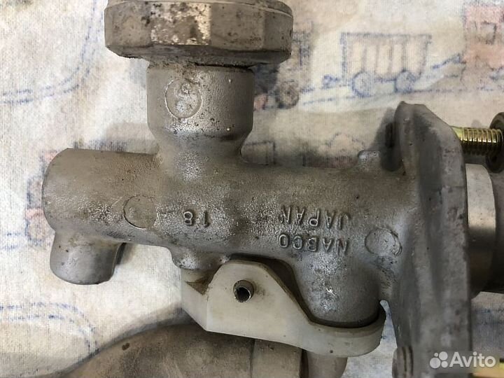 Цилиндр сцепления главный Nissan Primera P12