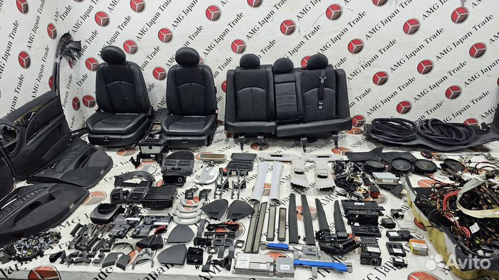 Салон кожа на Mercedes-Benz W211