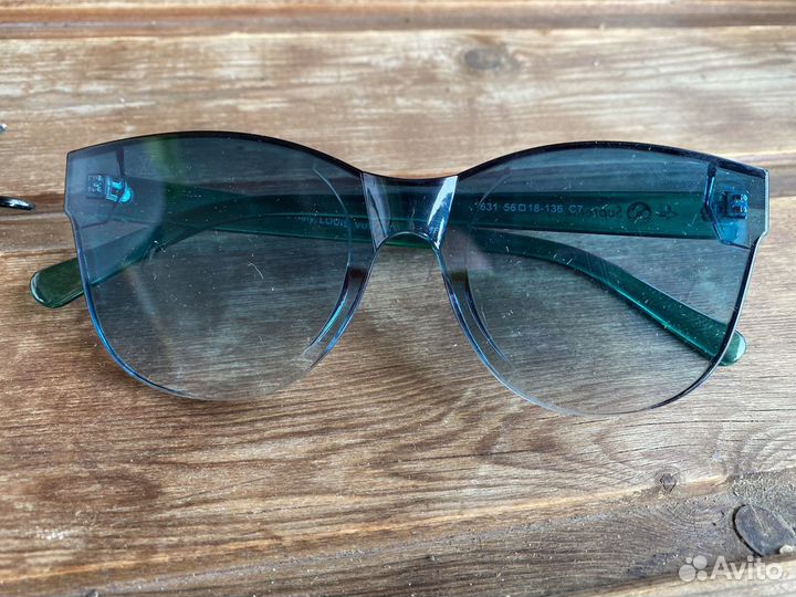 Солнцезащиные очки