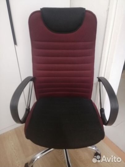 Компьютерное кресло стул