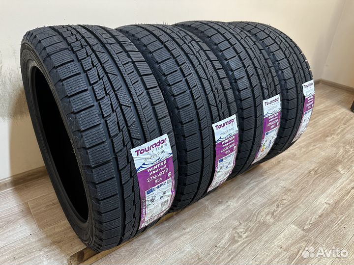 Tourador Winter Pro TSU2 225/45 R18 98V