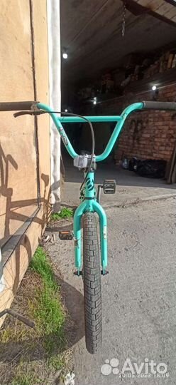 Трюковой велосипед BMX