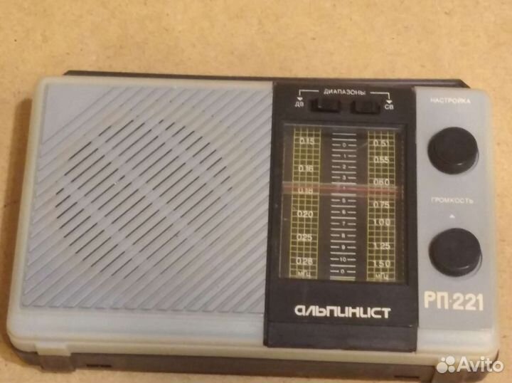 Радиоприемник альпинист олимпийский ретро техника