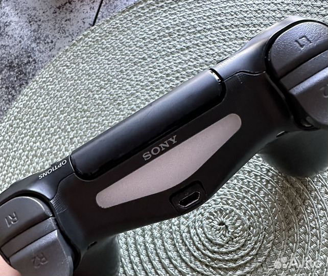 Оригинал Геймпад Sony PS4 Dualshock