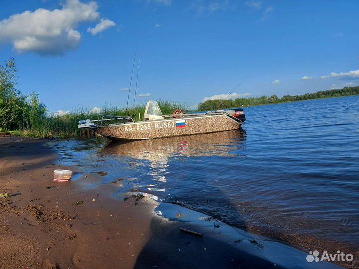 Лодка с мотором 50 л.с + тент