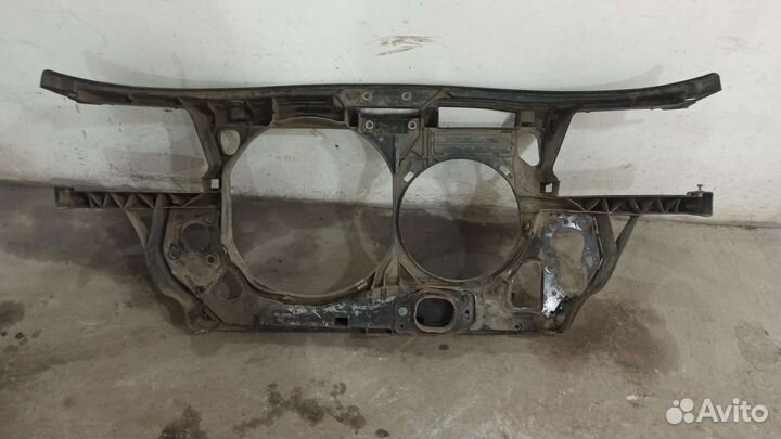 Рамка радиатора панель телевизор Audi A6